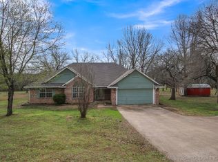 30835 S Oak Dr, Inola, OK 74036