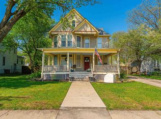 619 N Union St, Lincoln, IL 62656