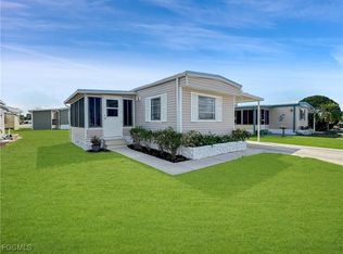 320 Domingo Dr, Fort Myers, FL 33905