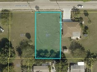 7471 Barrancas Ave, Bokeelia, FL 33922