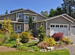 7612 NE Bay Hill Rd, Bainbridge Island, WA 98110