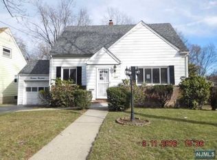 1419 Hubert Ter, Teaneck, NJ 07666
