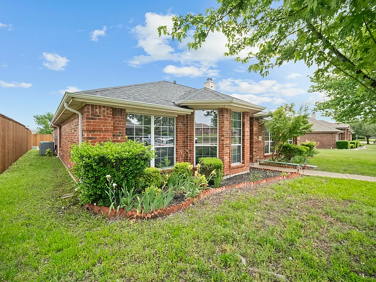 2130 Harvester Dr — Photo 41
