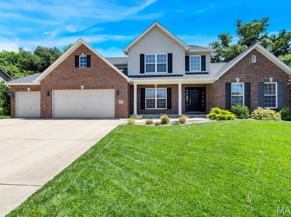 3228 Roan Hill Dr, Belleville, IL 62221