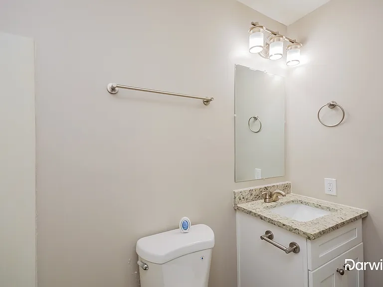 1611 Rolling Hills Trl SE — Photo 10