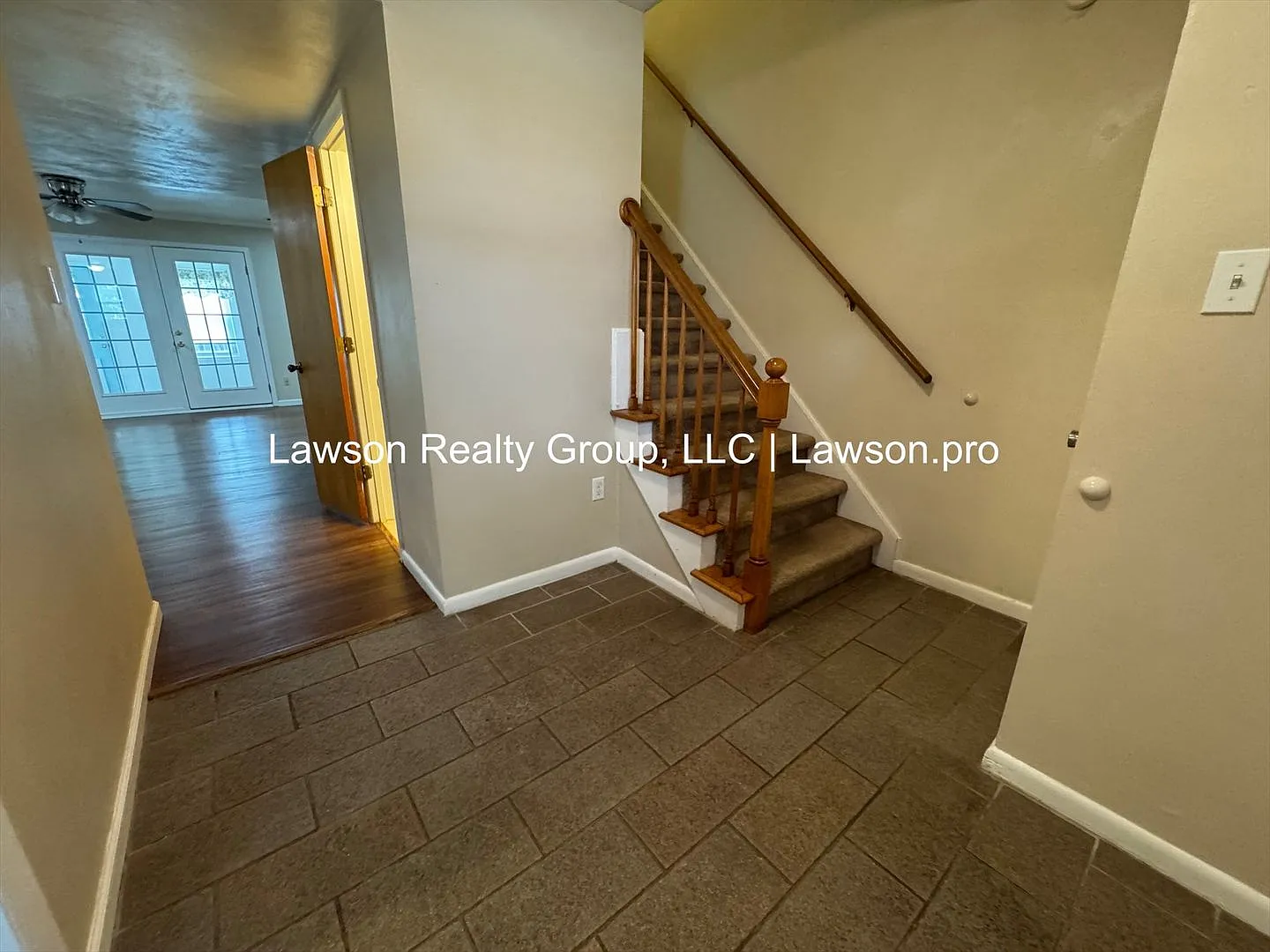 Updated Townhome Located in the Town of Vinton — Photo 2