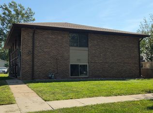 2438 S 10th St, Lincoln, NE 68502