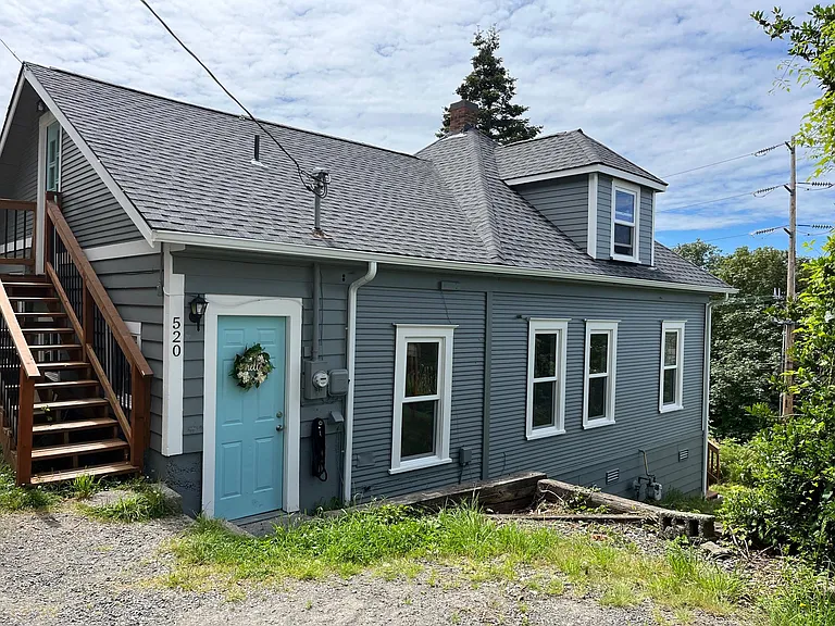 520 Boulevard St — Photo 3