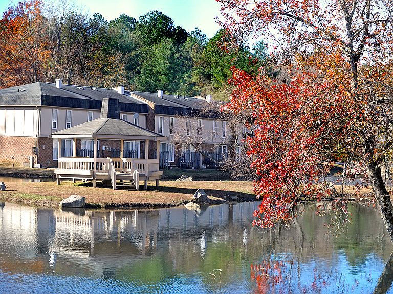 Cloverleaf Lake Townhouse Apartments North Chesterfield, VA Zillow