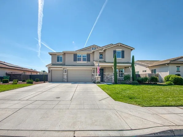 753 E Aretha Ave, Fowler, CA 93625