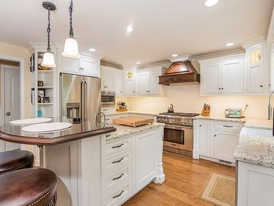 27 W Rayburn Rd, Millington, NJ, 07946