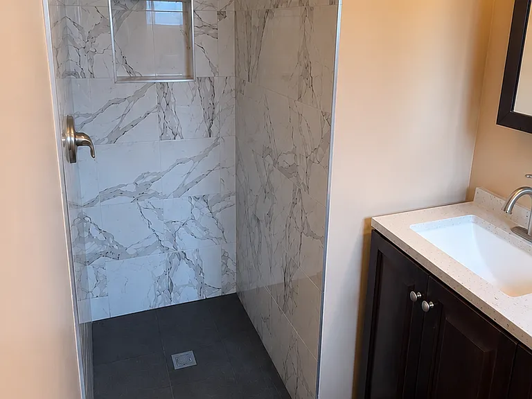 1334 Braddock St — Photo 13