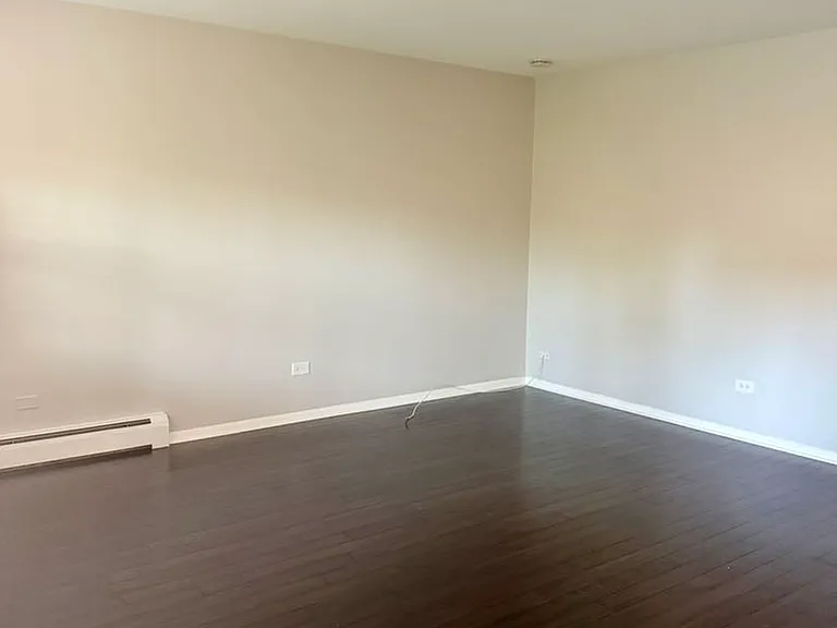 120 S Grove Ave #5 — Photo 4