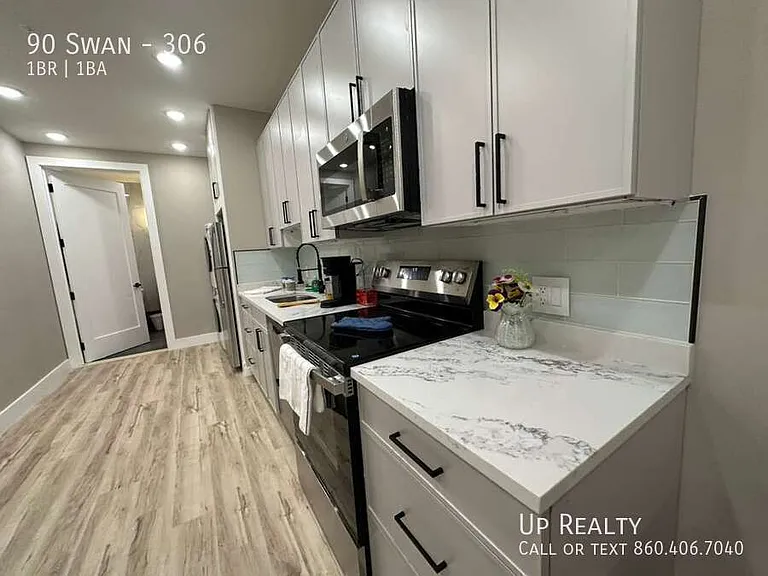 90 N Swan St #306 — Photo 30