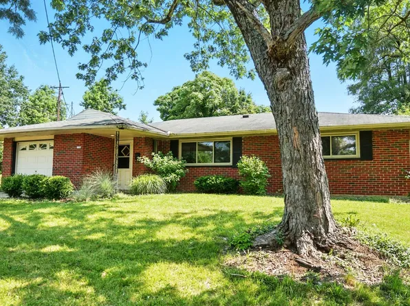 5594 Leafwood Dr, Cincinnati, OH 45224