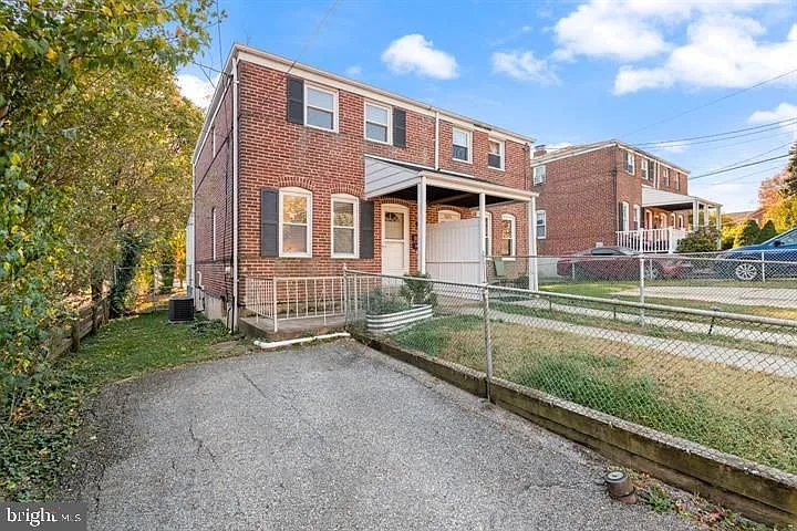 1607 Mussula Rd — Photo 2
