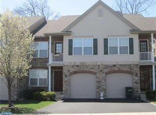 107 Ashley Dr, Feasterville, PA 19053