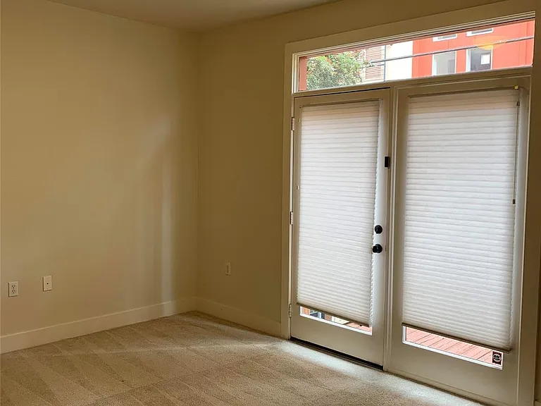 2437 South Blvd #11 — Photo 17
