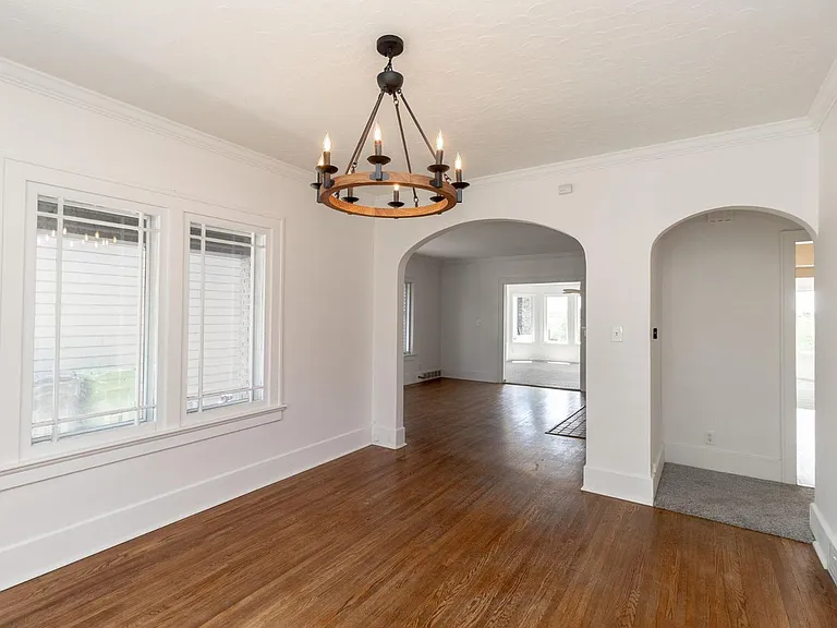 1210 River Rd — Photo 9