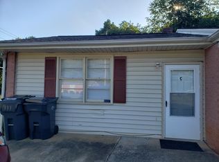 193 Ridge Rd APT B, Collinsville, VA 24078