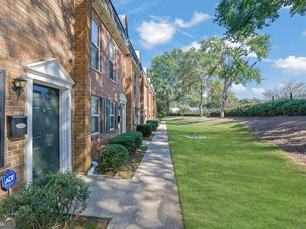 175 N River Dr Unit A, Atlanta, GA 30350