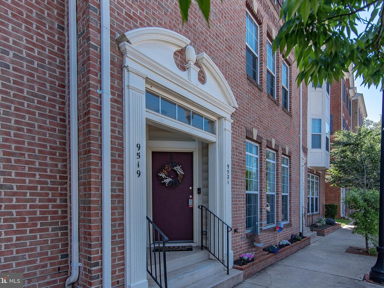 9521 Center St, Manassas, VA 20110 Zillow