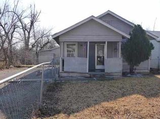 1812 SW D Ave, Lawton, OK 73501