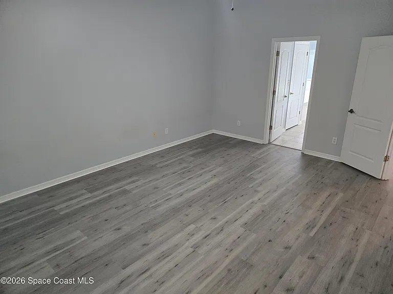 292 Carmel Dr — Photo 20