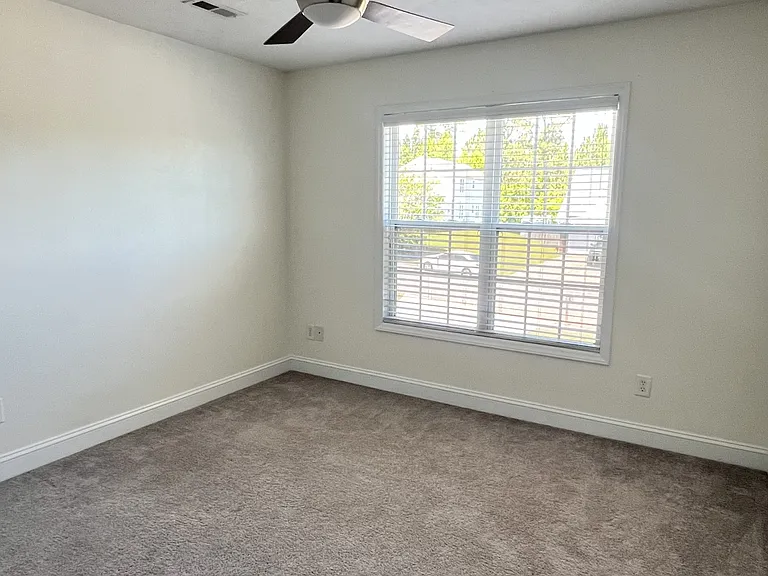 116 Grover Pl — Photo 43