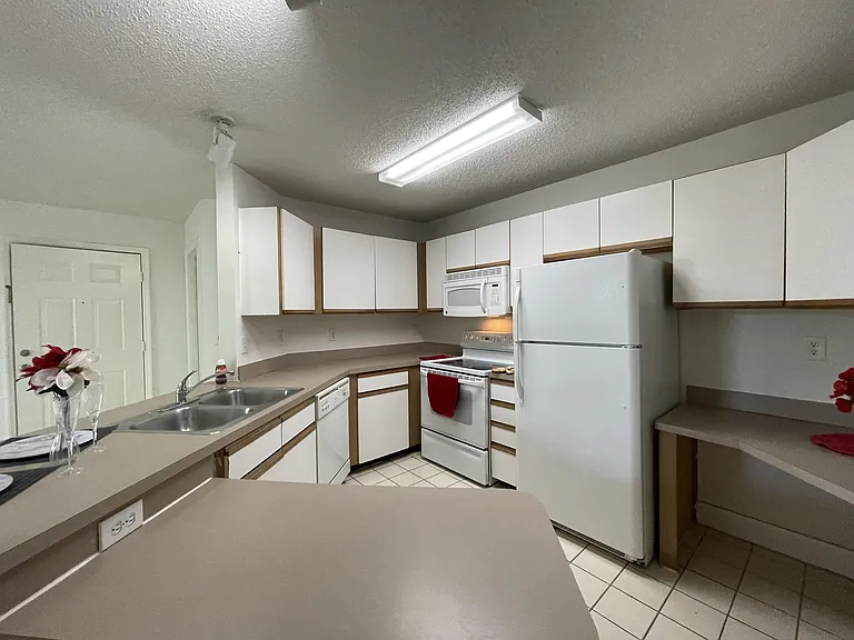 4035 W McNab Rd #203F — Photo 4
