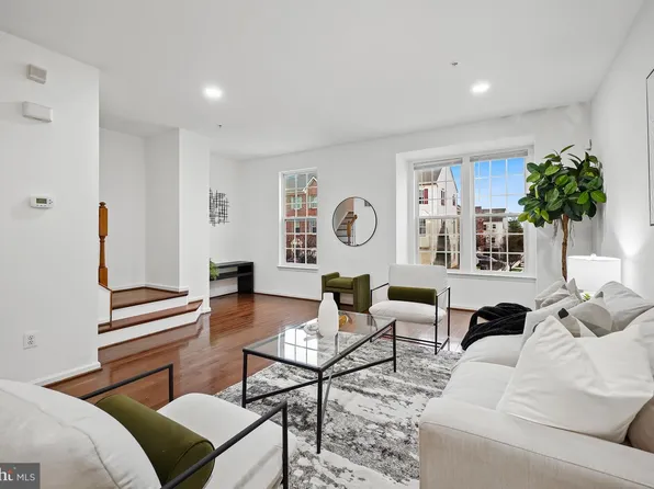 7364 Matchbox Aly, Elkridge, MD 21075