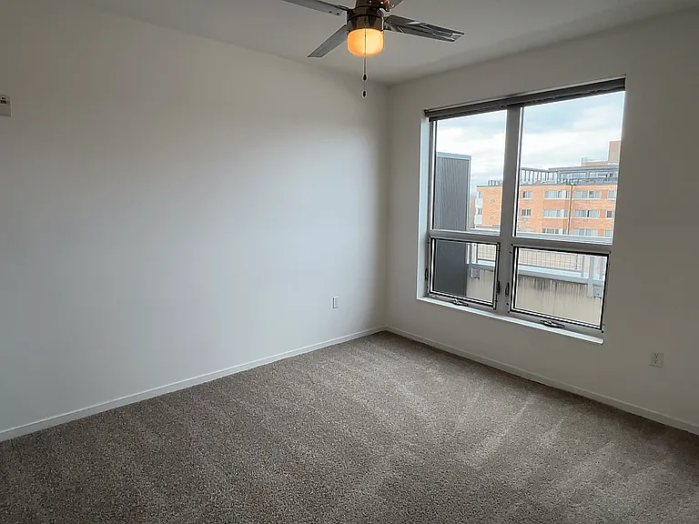 1800 Lake — Photo 33