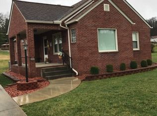 568 W Broadway St, Wellston, OH 45692