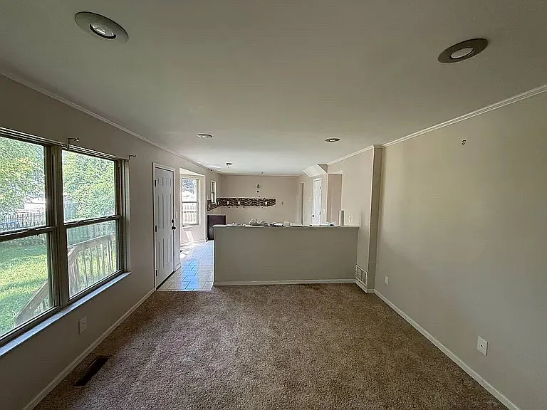 6675 Winbarr Way — Photo 14