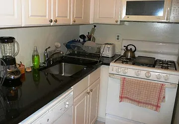 Rented by K.Chang Realty