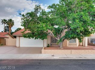 1417 Lucaccini Ln, Las Vegas, NV 89117