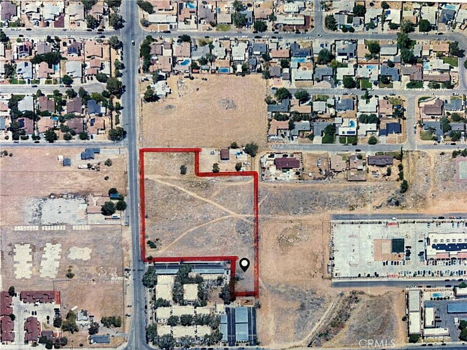 1st image of 15 Th St E