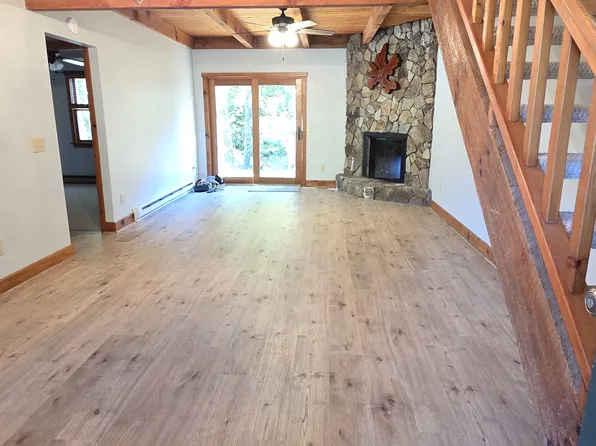 248 The Ponds Rd #B, Banner Elk, NC 28604