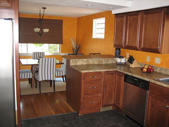Kitchen/dining
