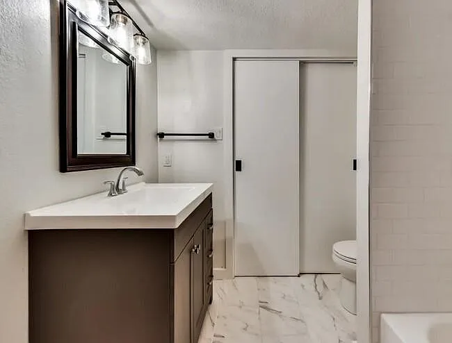 Unit Photo - 4104 Cole Ave #101
