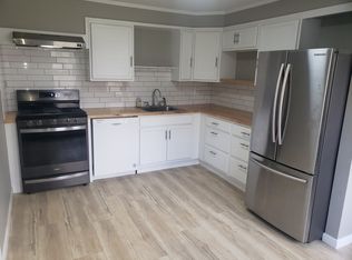 737 Kings Hwy #2, Saugerties, NY 12477