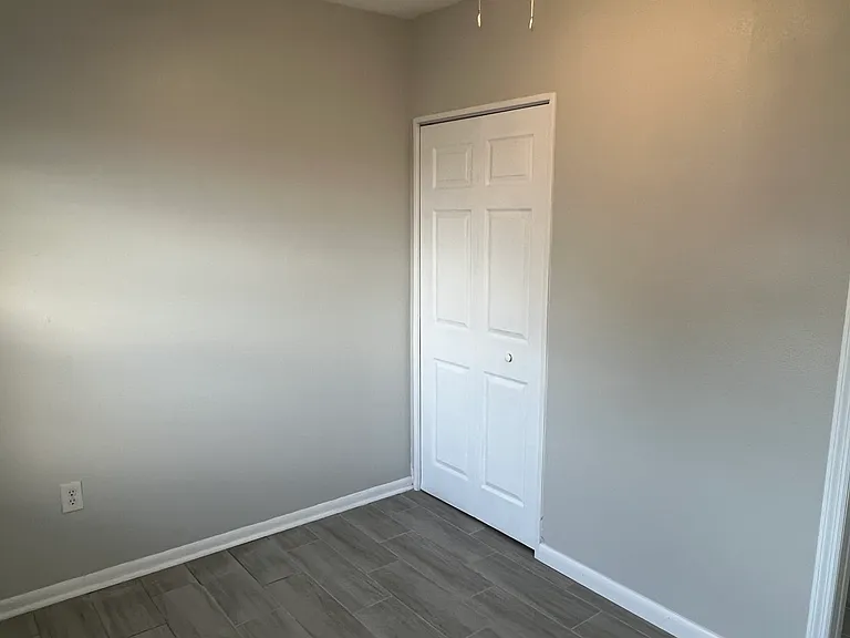 108 W Ball St #5 — Photo 6