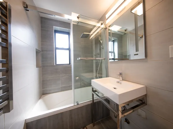 2569 West Second Street image 17 of 43