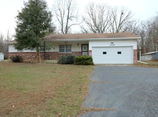 2745 S Elm Rd, Marshfield, MO 65706