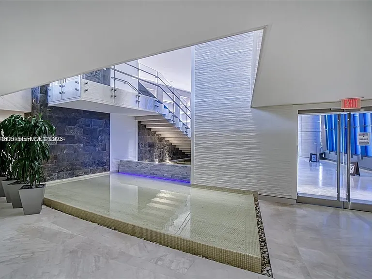 18201 Collins Ave #4209A — Photo 31
