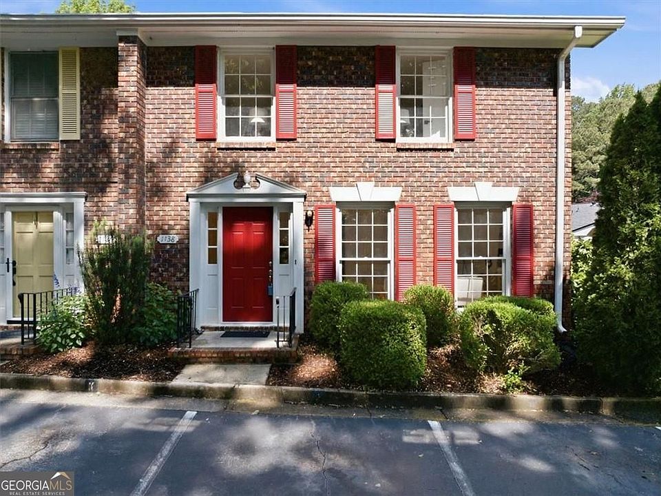 1st image of 1138 Moorestown Cir