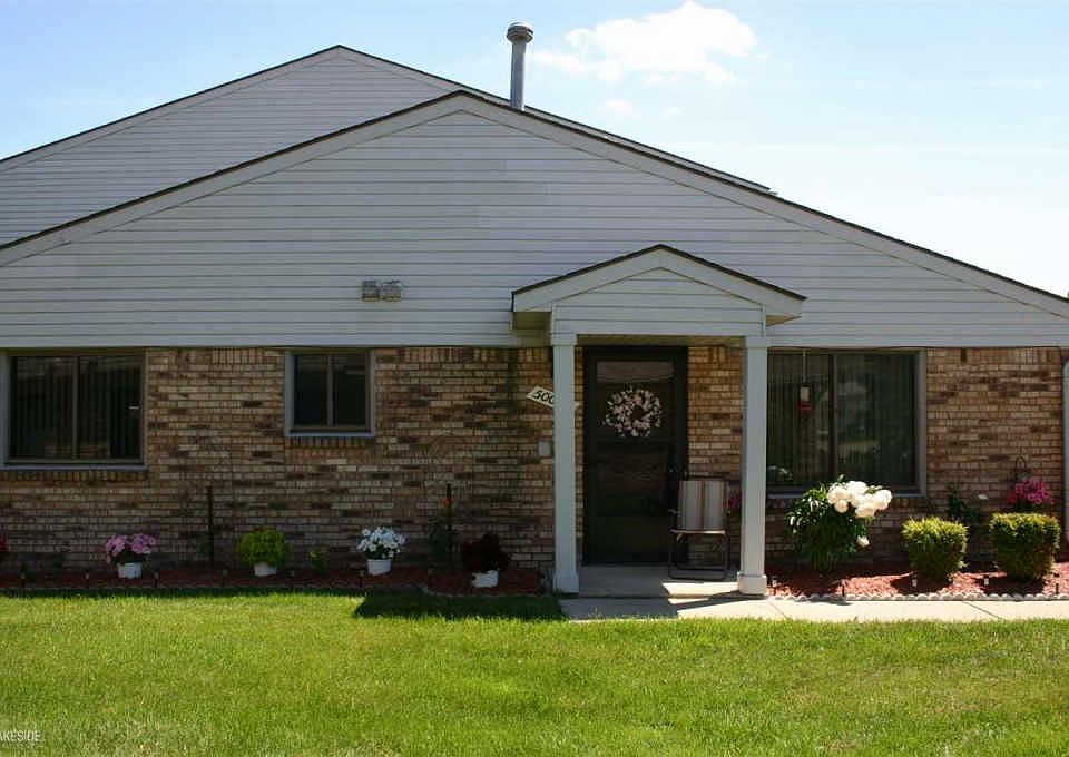 2nd image of 50070 S Horst Ct