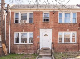 1620 17th Pl SE APT 1, Washington, DC 20020