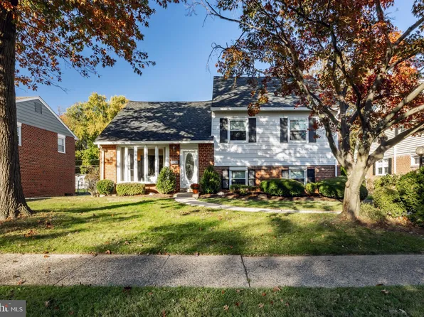 425 Rittenhouse Cir, Havertown, PA 19083