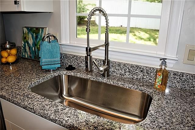 1st image of 6814 El Greco Ct